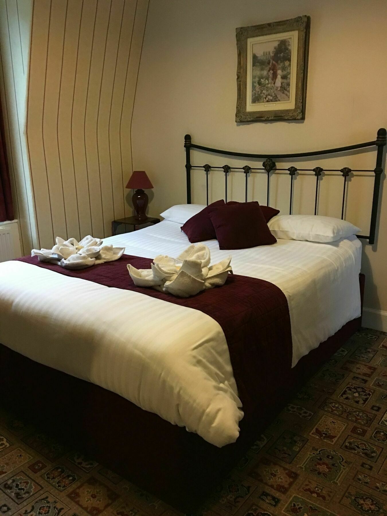 Cannon House Hotel รอธเซย์ ภายนอก รูปภาพ